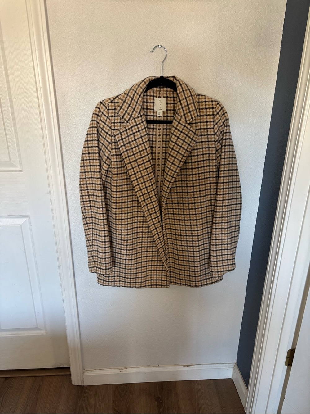 Jolie Beige and Black Plaid Blazer
